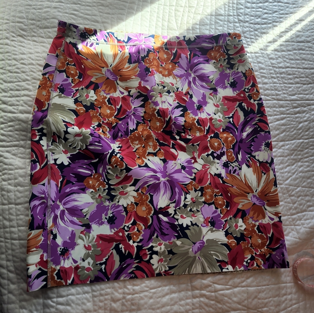 J. McLaughlin Multicolor Floral Pencil Skirt